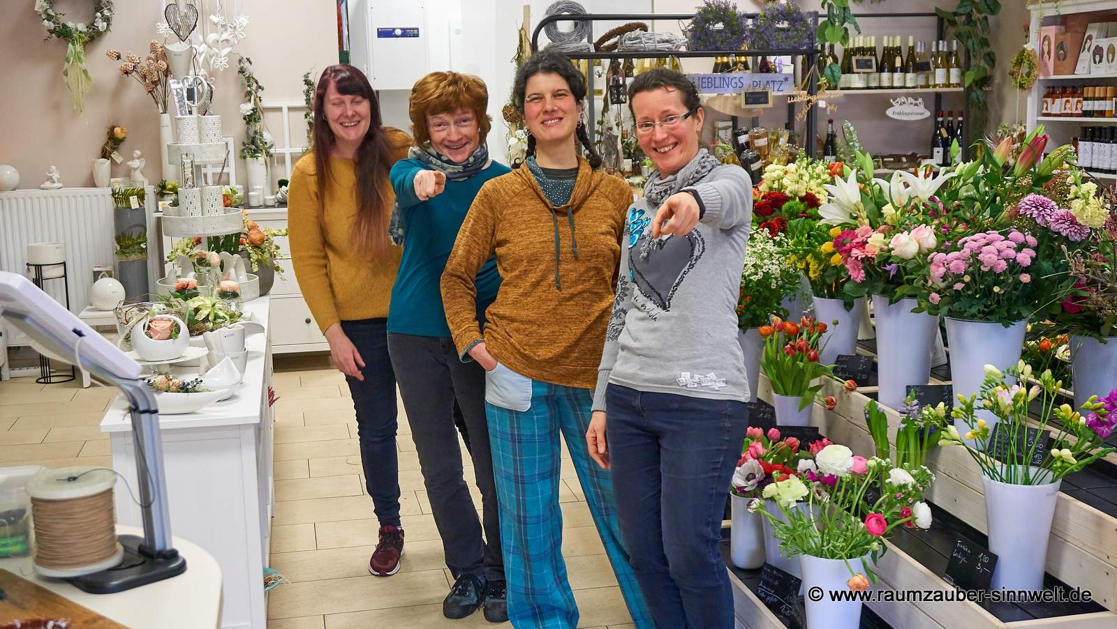 Team Raumzauber-Sinnwelt: Freude an Blumen und Pflanzen und Spaß bei der Arbeit