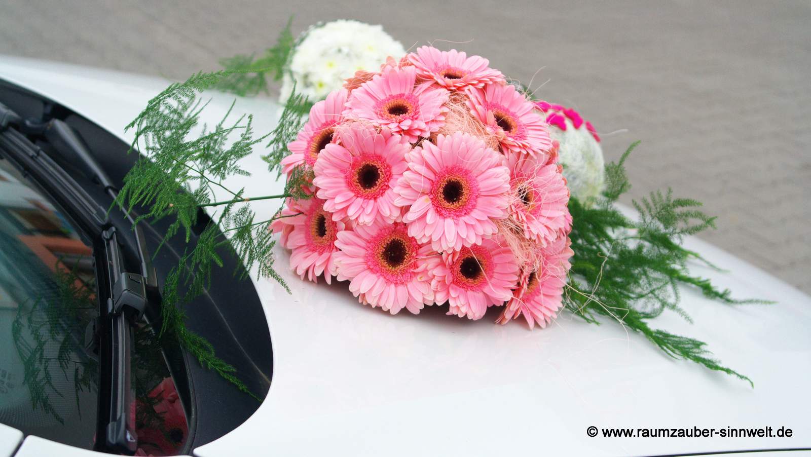 Autokugel aus Gerbera