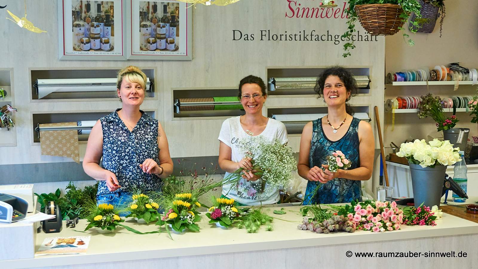 Team Raumzauber-Sinnwelt: Freude an Blumen und Pflanzen und Spaß bei der Arbeit