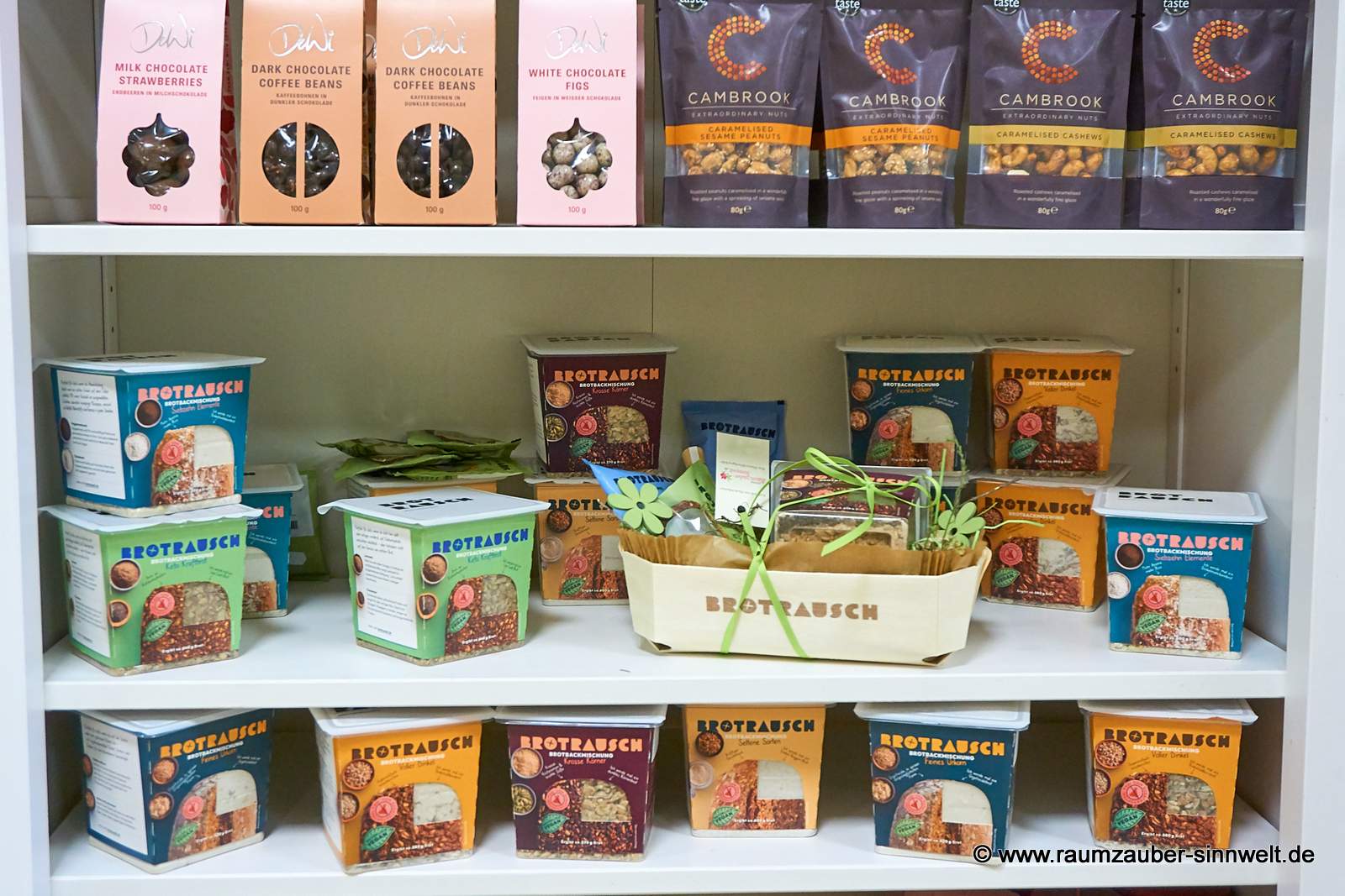 Brotbackmischungen mit Brotzugaben und Toppings aus 100% natürlichen Zutaten und ohne Zusatzstoffe von deutscher Brotmanufaktur