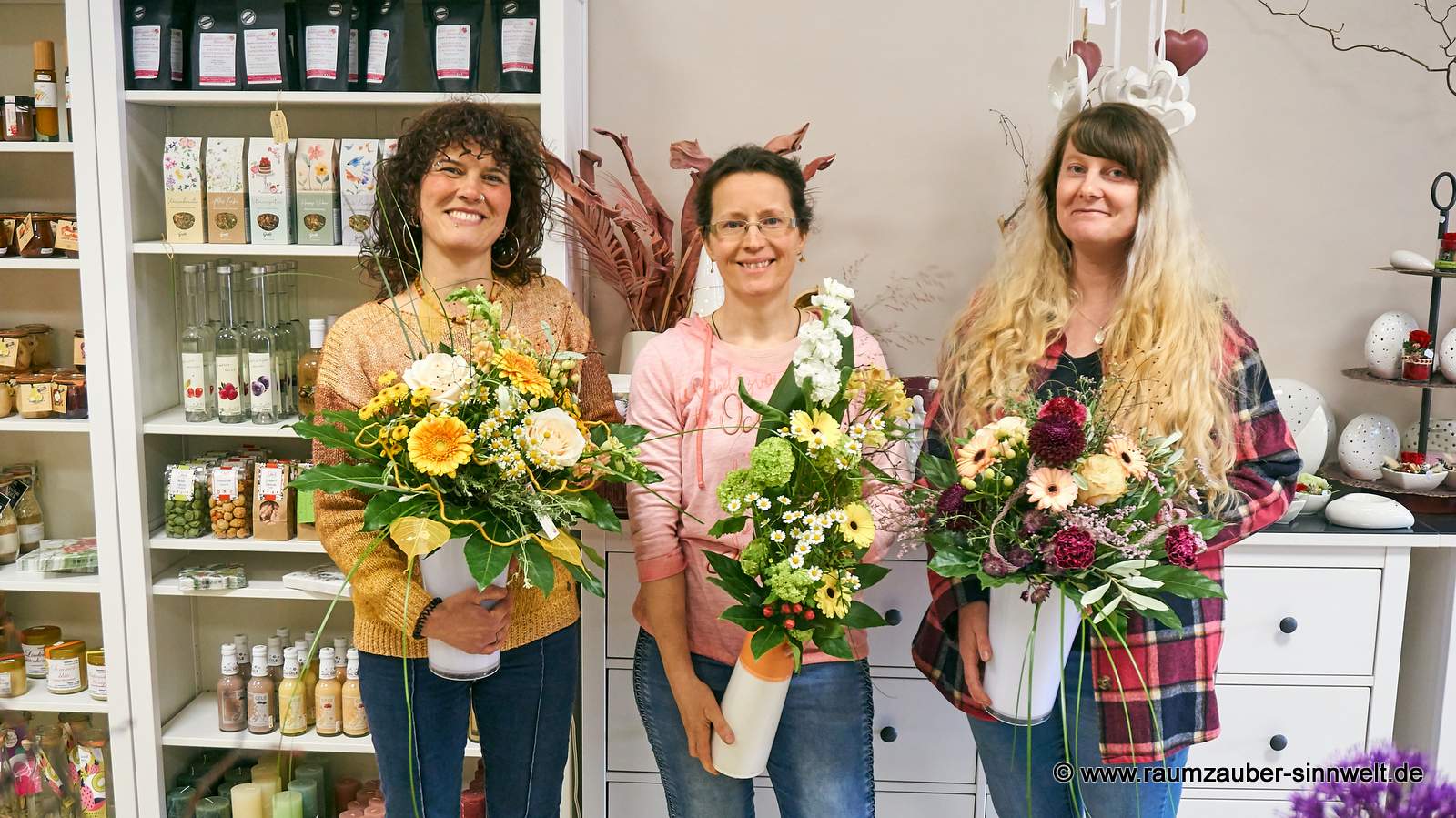 Team Raumzauber-Sinnwelt: Freude an Blumen und Pflanzen und Spaß bei der Arbeit
