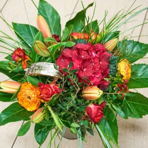 Blumenpräsent: Bunte Gartenfreude