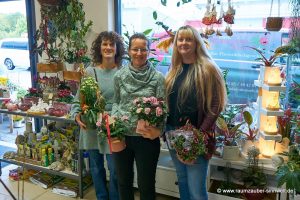 Team Raumzauber-Sinnwelt: Freude an Blumen und Pflanzen und Spaß bei der Arbeit
